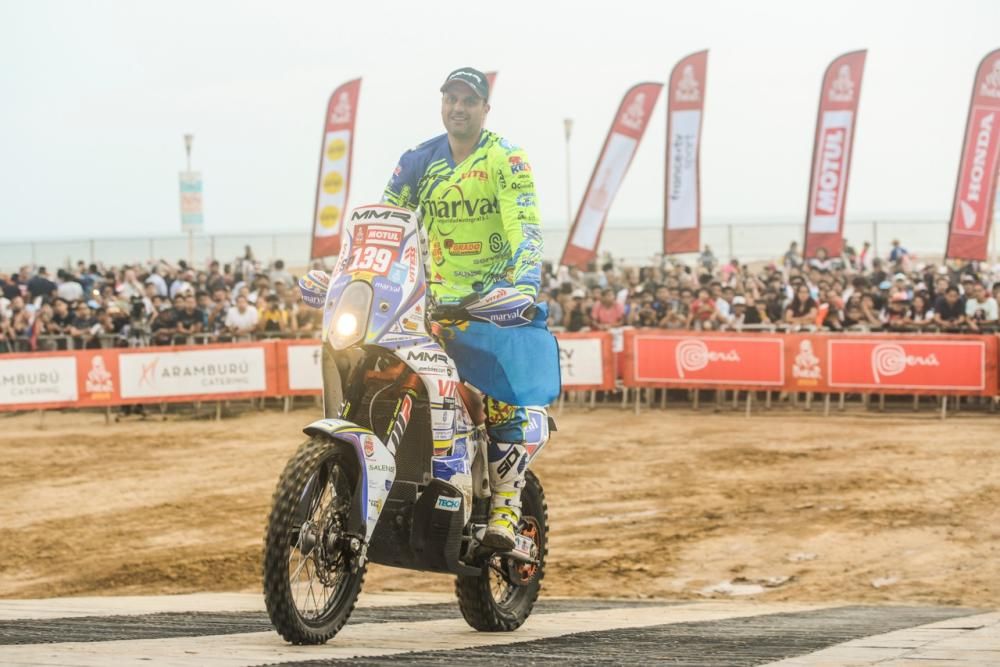 Javier Álvarez, el primer asturiano que ha completado el Rally Dakar