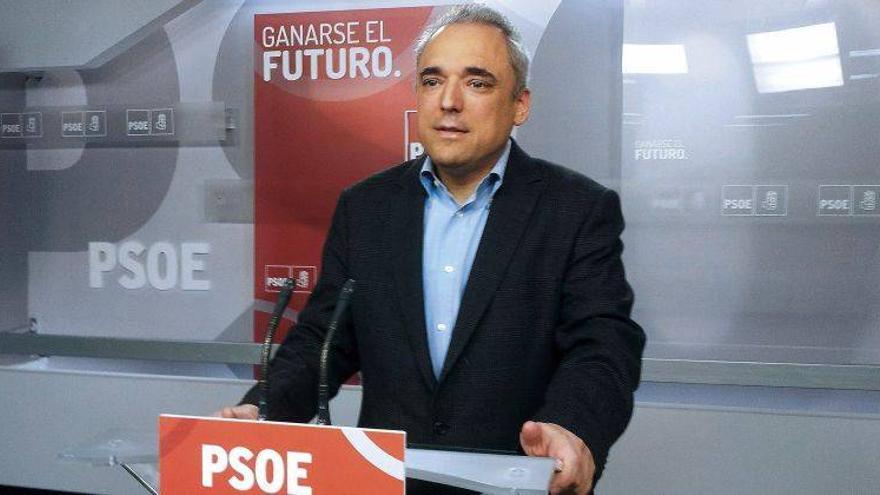 Simancas: &quot;La Justicia debe investigar la relación entre Gürtel y los gobiernos del PP&quot;