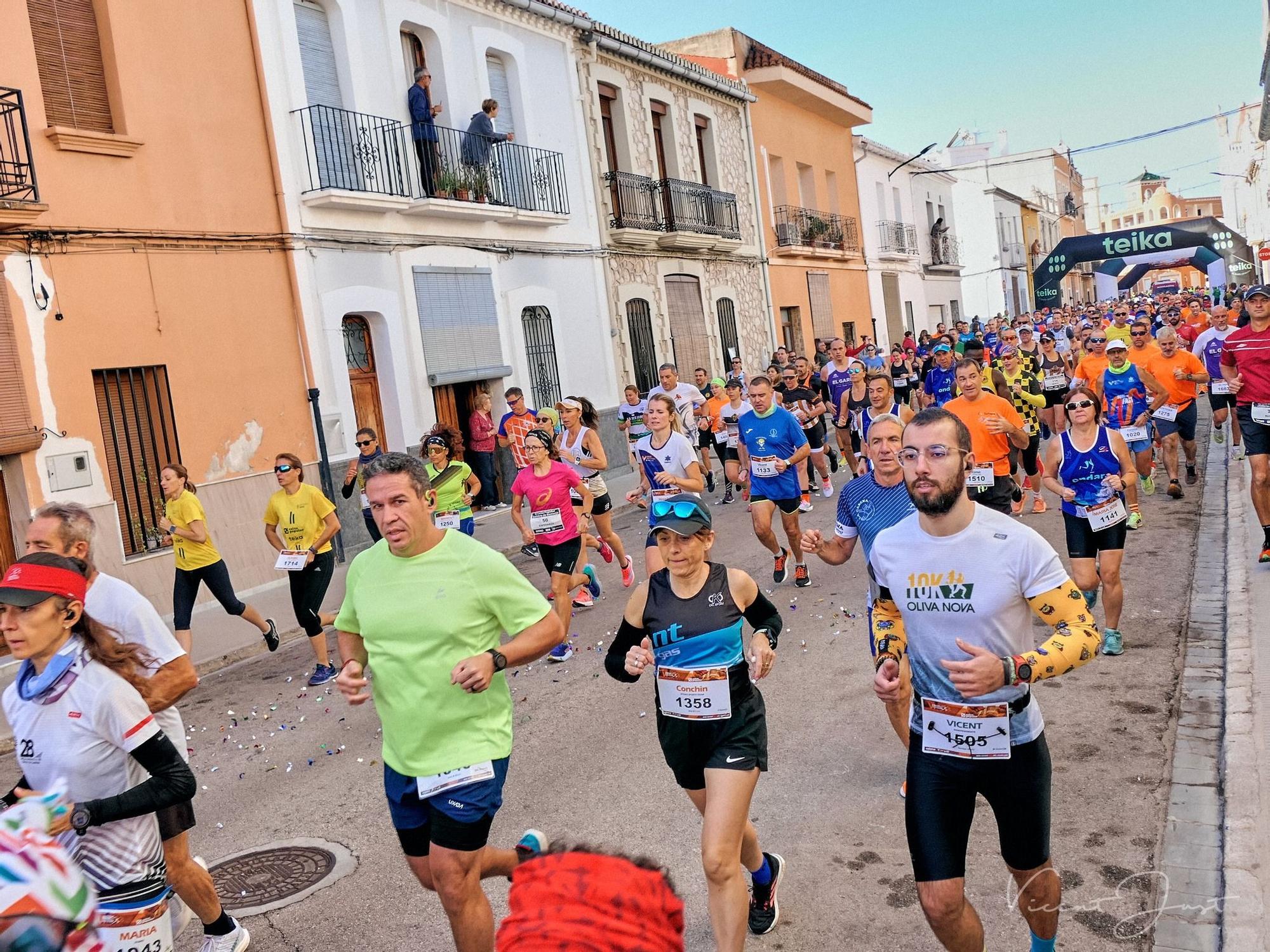 Búscate en la XI Cursa Solidària de Beniarjó