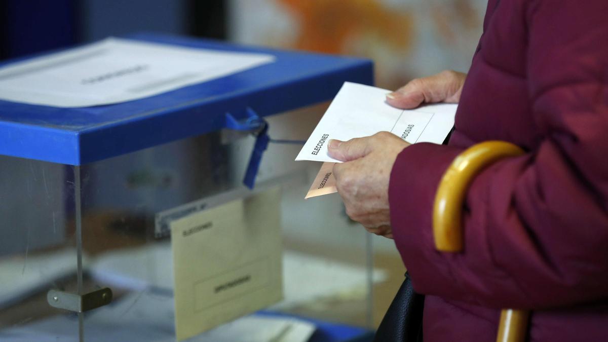 El PP pierde fuelle en los sondeos.