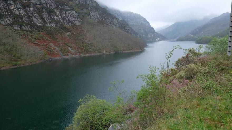 El embalse de Tanes.