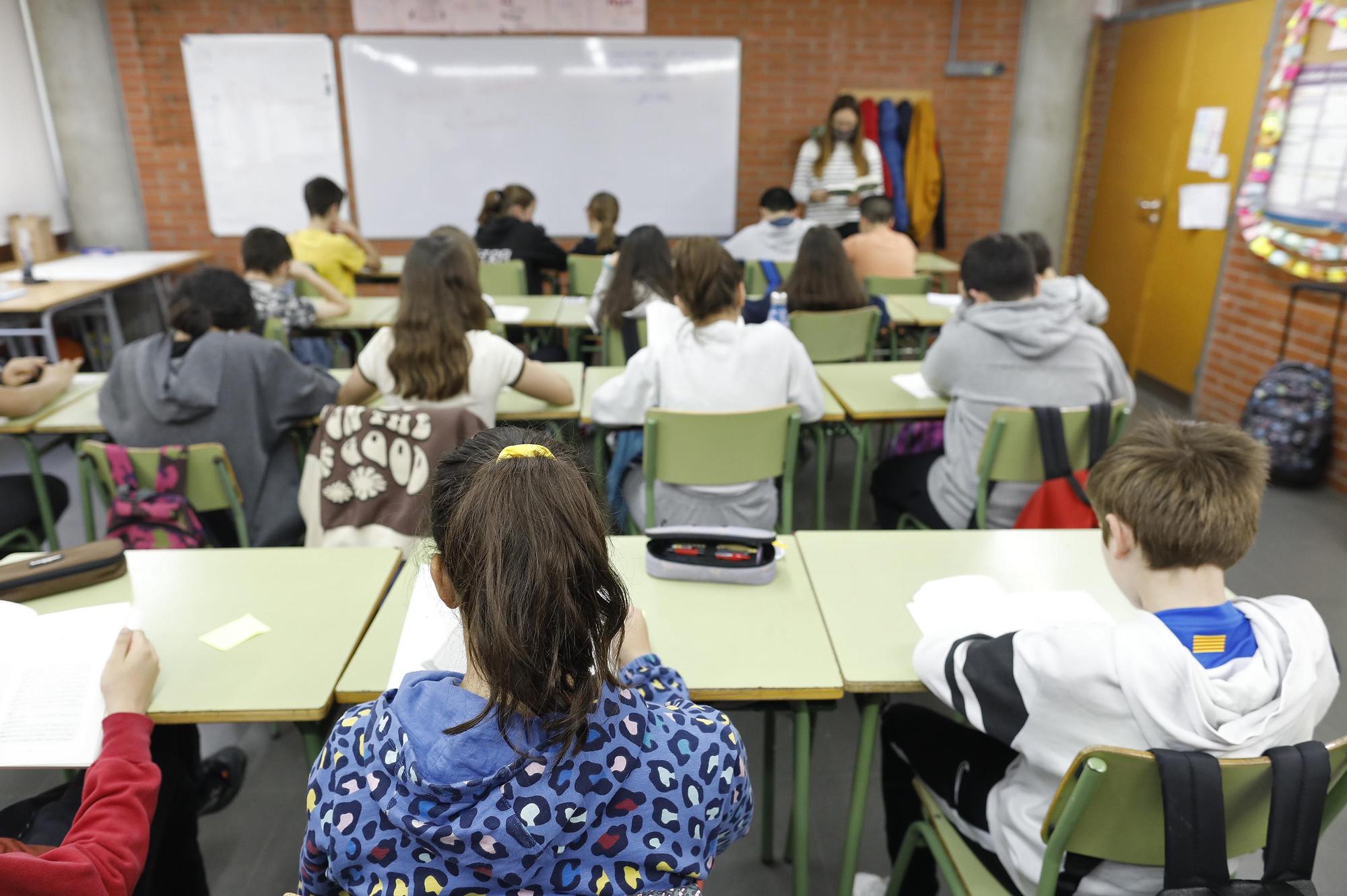 Primer dia sense mascareta a les aules