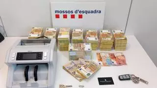 Tres detenidos en Barcelona por intentar comprar 500.000 euros en bitcoins con 1,2 millones en billetes falsos