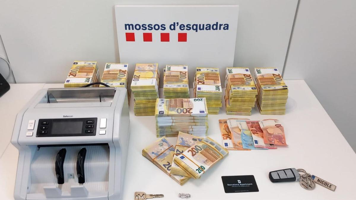 Dinero falso requisado por los Mossos