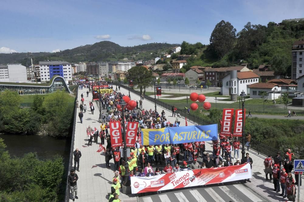 1 de mayo: Miles de personas se manifiestan en Asturias para reivindicar mejoras laborales