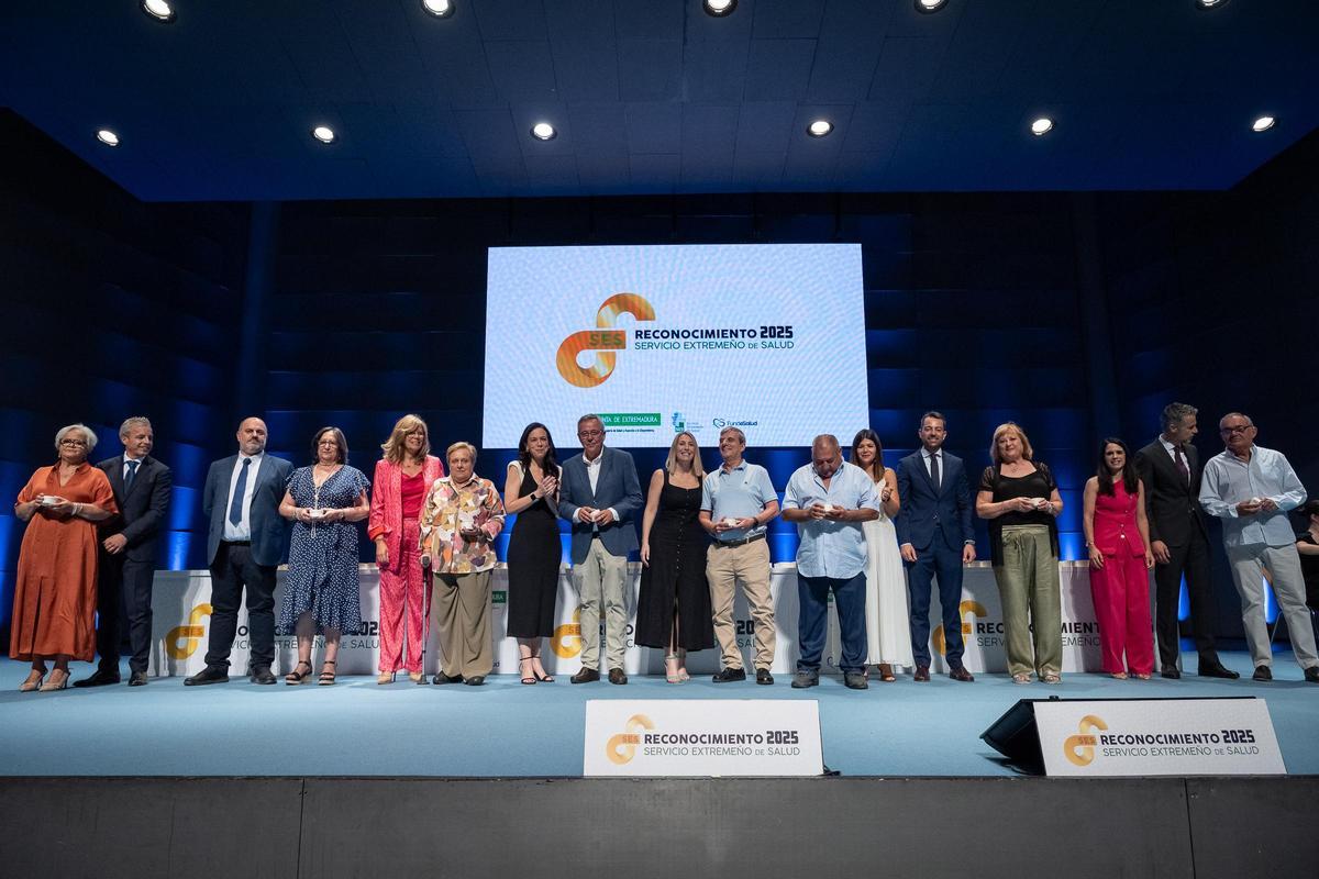 Homenaje a los profesionales del SES que se jubilan.