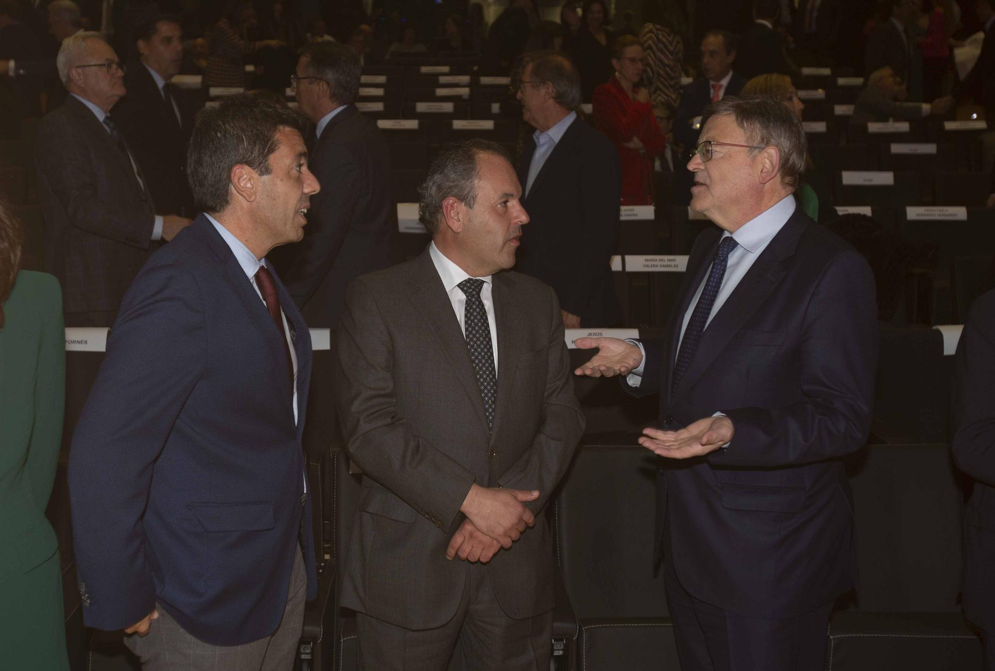 Reconocimiento a Juan Riera y José Luis Gisbert en la Noche de la Economía