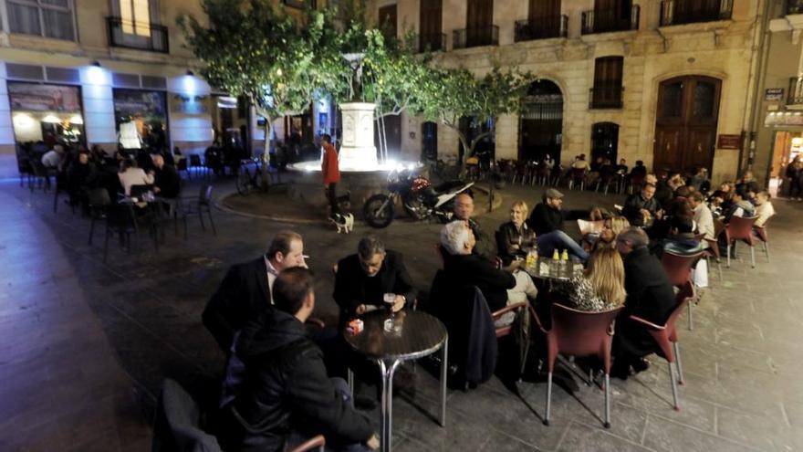 Ciutat Villa i Viva urge a la paralización &quot;inmediata&quot; de la ZAS del Carme