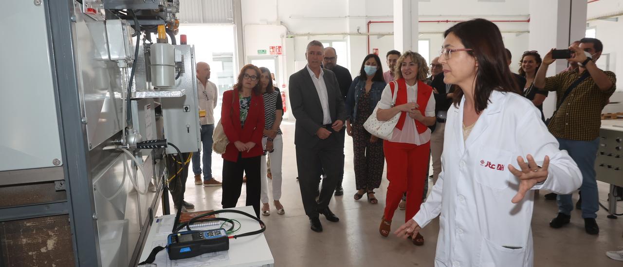 Las autoridades conocen el horno en el que se experimenta con hidrógeno.