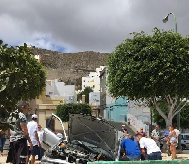 Fallece en el Paseo de San José un conductor que sufrió un infarto