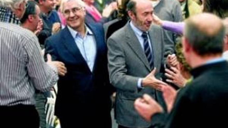 Rubalcaba exhorta al PSOE a &quot;no arrugarse&quot; frente al PP