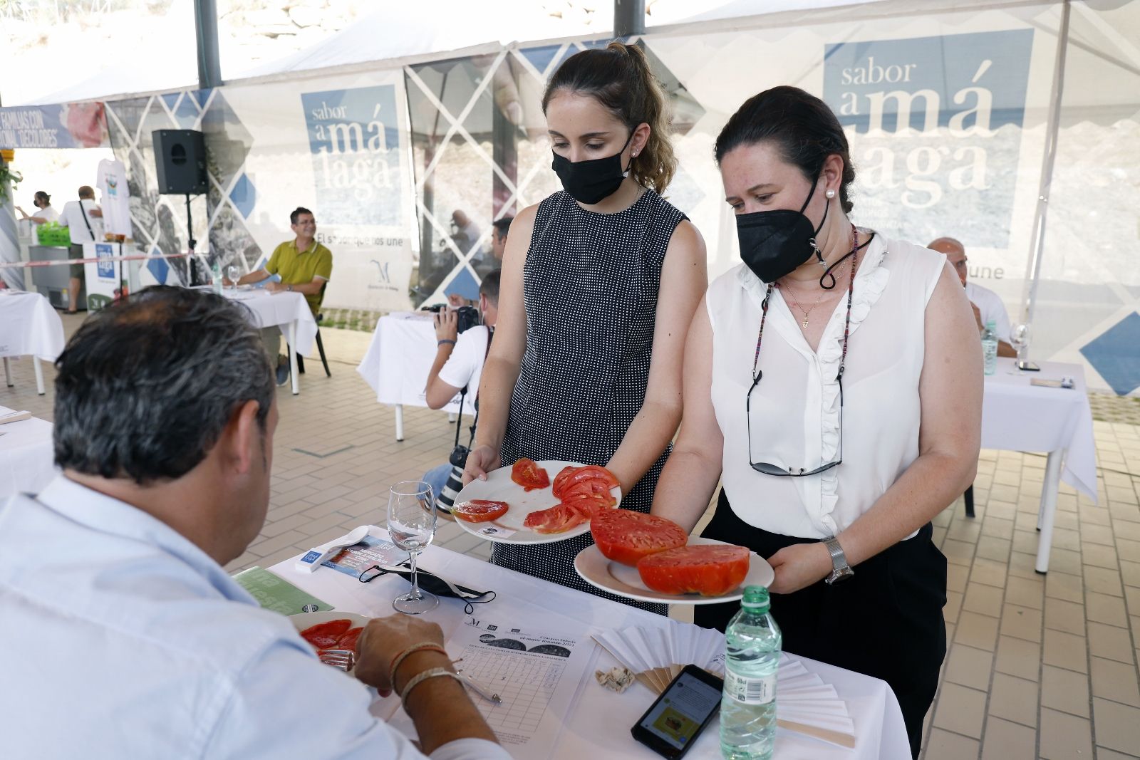 Concurso hortofrutícola de Coín y subasta Mejor Tomate Huevo de Toro