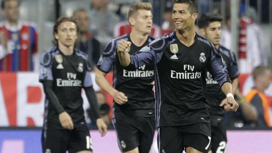 Cristiano rescata al Madrid