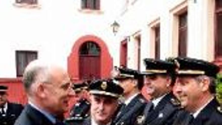 Interior mejorará la coordinación policial en casos de emergencias