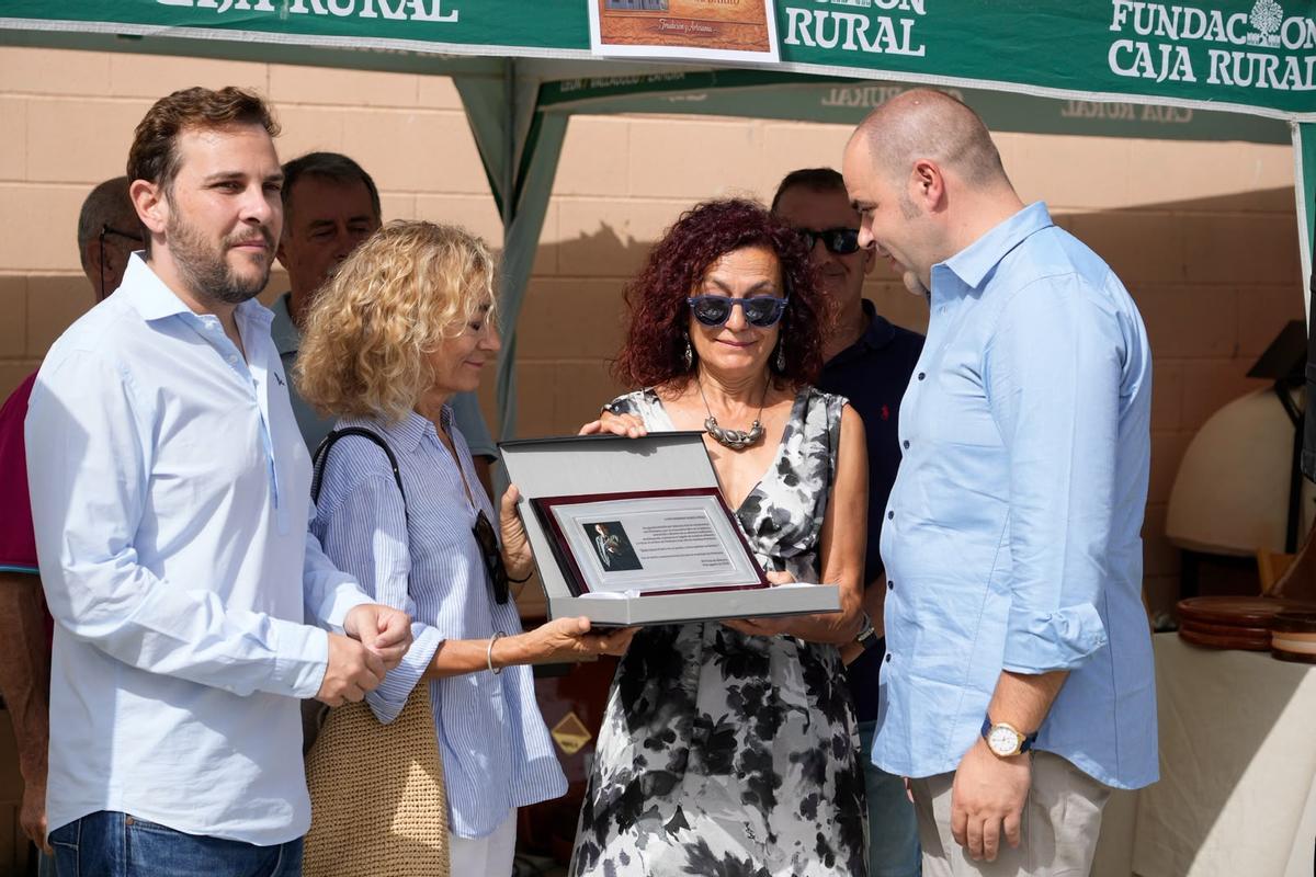 GALERÍA | Pereruela exalta su alfarería tradicional en una feria