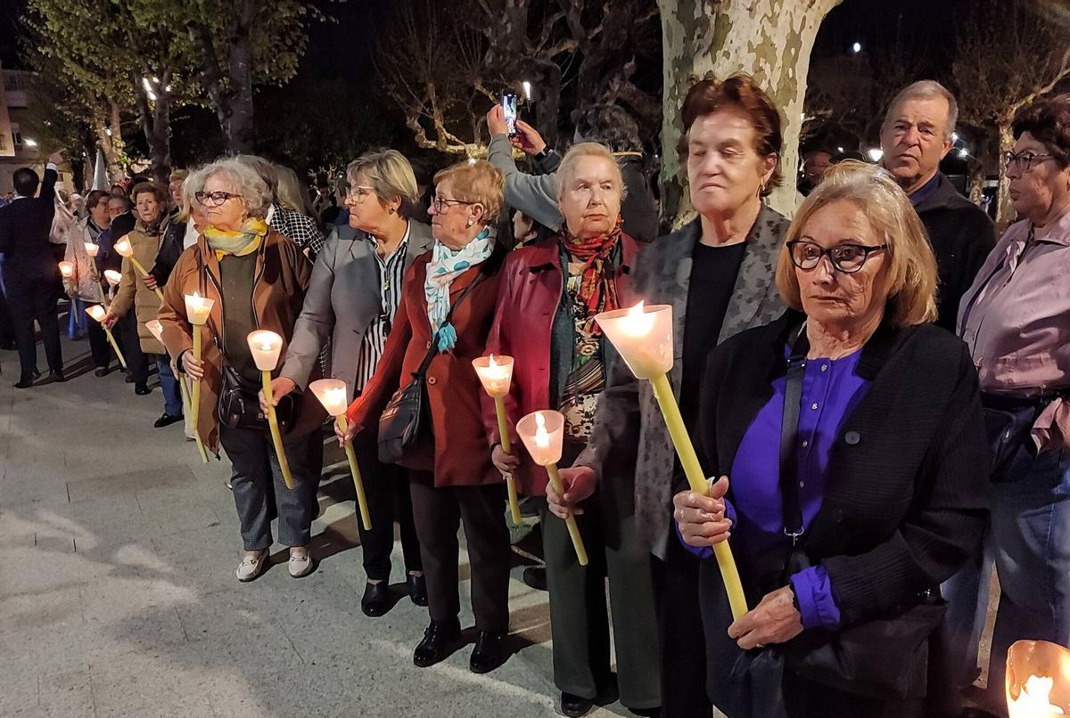 La patrona de Cangas sale en procesión para abrir la Semana Santa