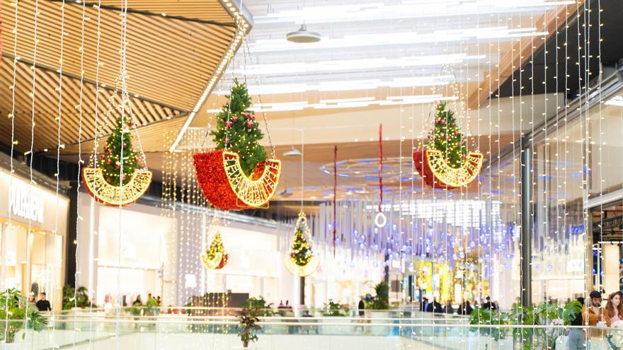 Qué centros comerciales y supermercados abren en Nochevieja y Año Nuevo: Mercadona, Lidl o Carrefour en Sevilla