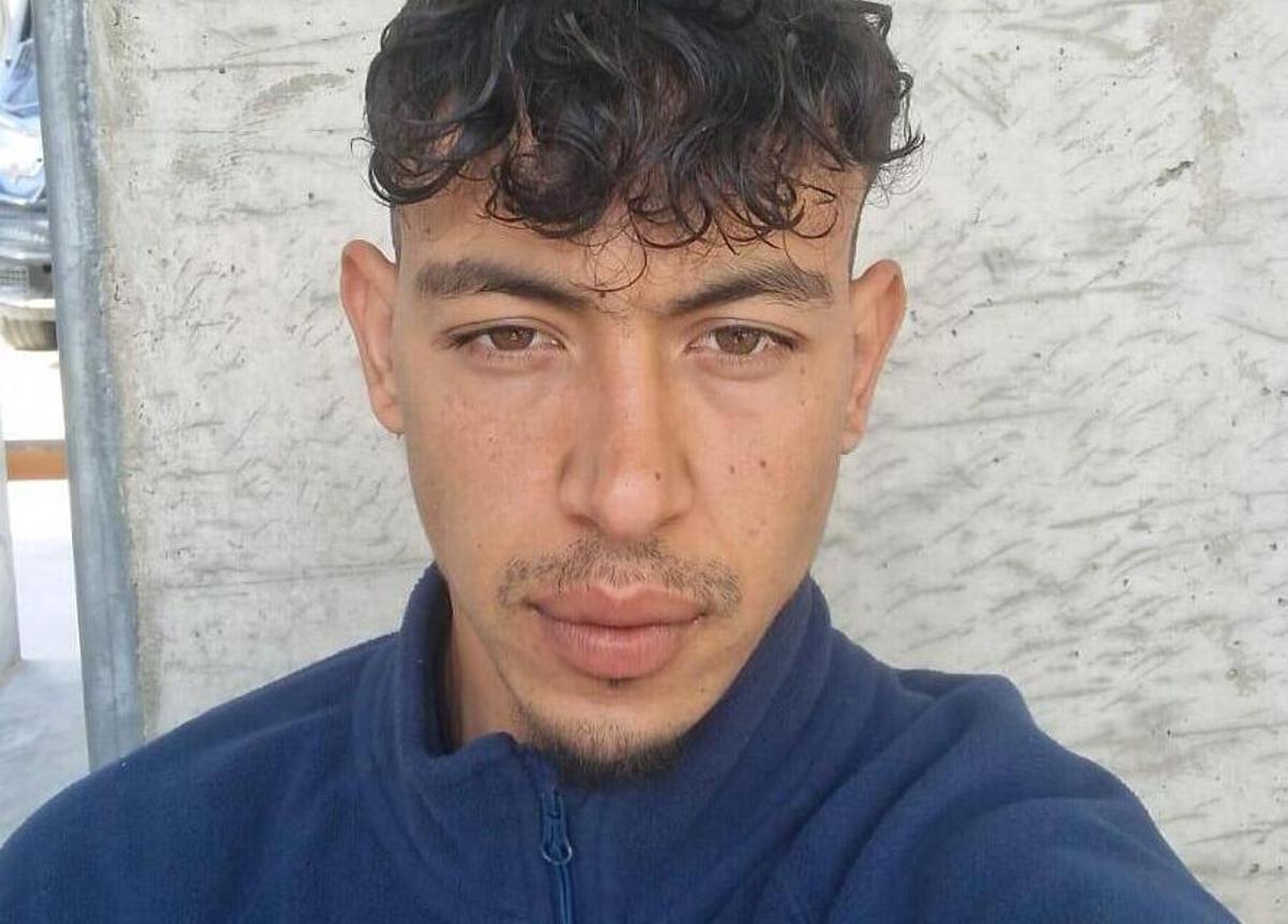 Oussama Moumen en una imagne desde el CIE de Zapadores, en València.