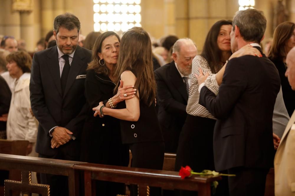 Funeral de Arturo Fernández: Emoción para despedir al chatín de la Puerta de la Villa