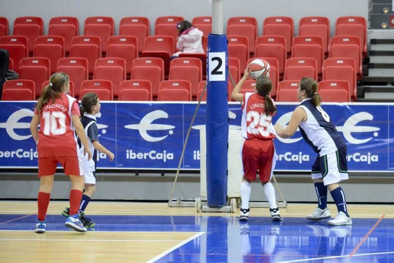 DÍA DEL MINIBASKET. Partidos de las 12:45 horas