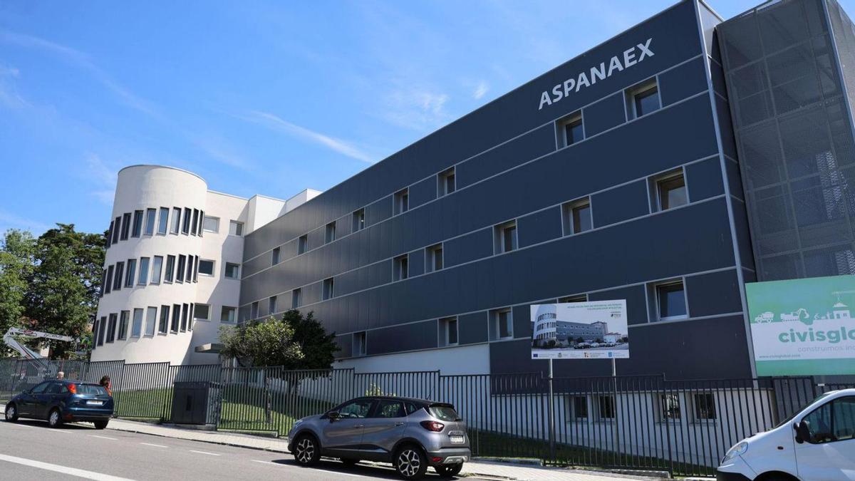 Residencia de Aspanaex, en la calle Porriño, en Coia.