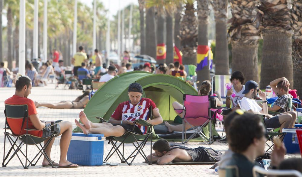 Los primeros 'sounders' ya esperan la apertura de los campings