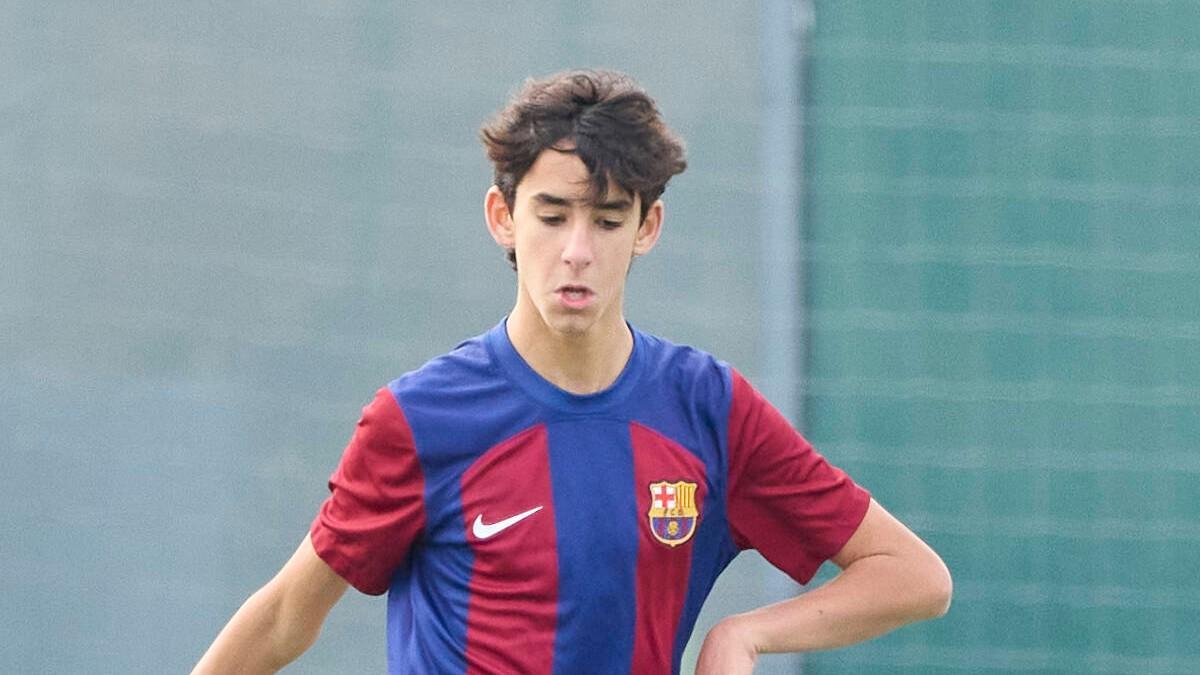 Luca Perez es un central que destaca en el Infantil A del Barça