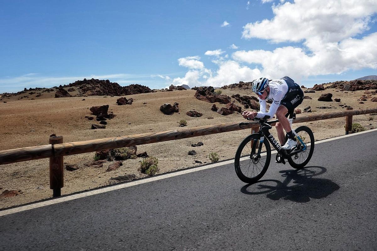 Chris Froome, durante su concentración en Tenerife.