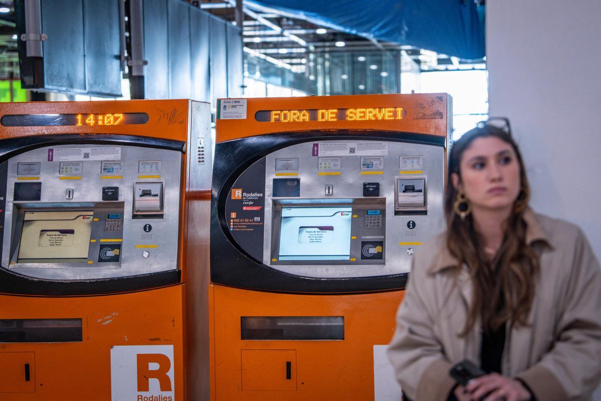Barcelona 22/01/2026 Sociedad Ambiente en Sants durante el segundo día de parón en Rodalies tras el accidente de Gelida. AUTOR: JORDI OTIX