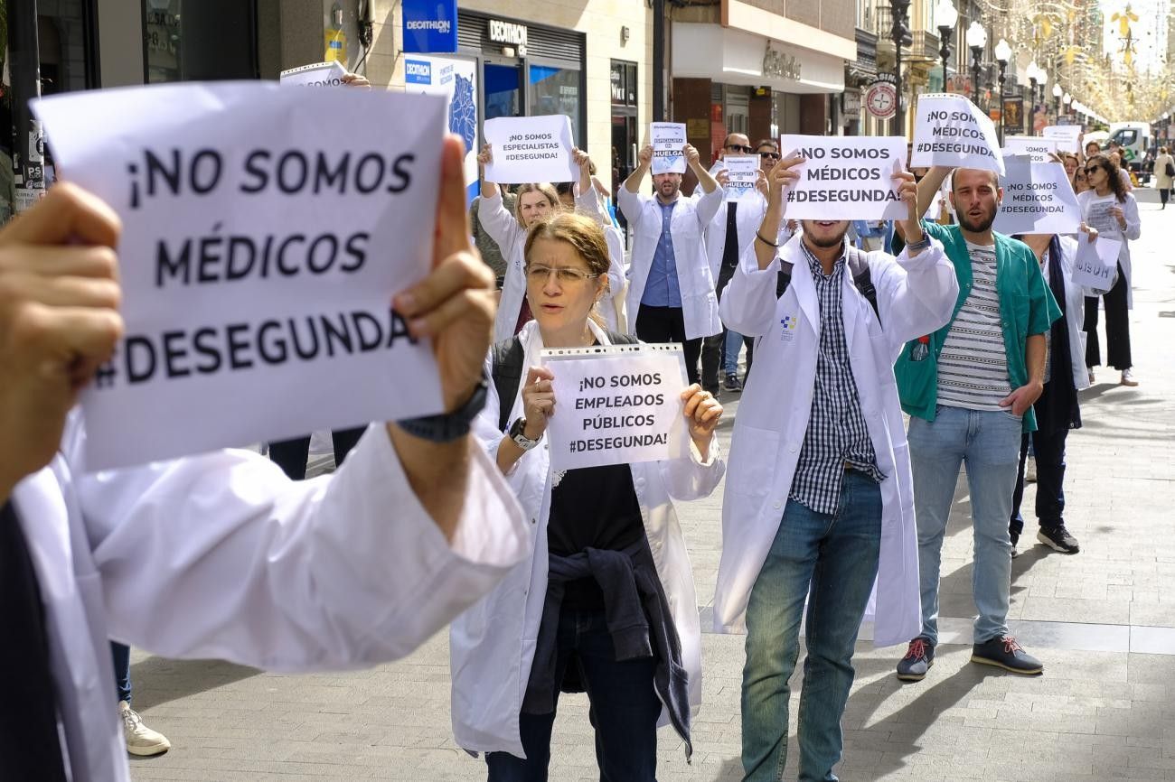 Marea Blanca, por la consolidación en la calle Triana en Las Palmas de Gran Canaria