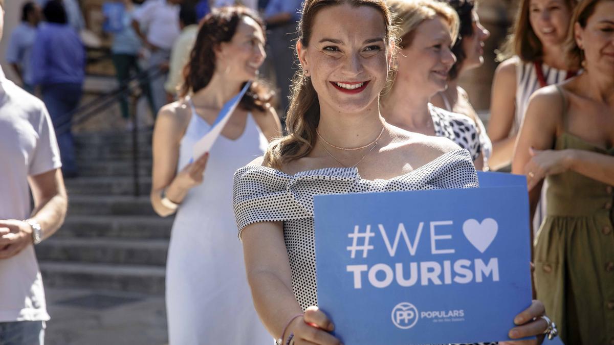 Marga Prohens 2018: &quot;We love Tourism&quot;.