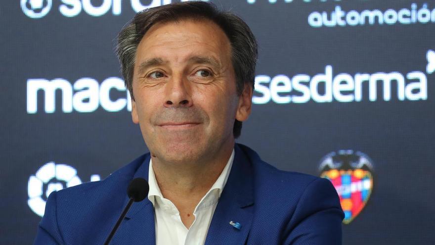 Miñambres: &quot;El Elche es un equipo agresivo, que no te deja pensar y trata de imponer su estilo&quot;