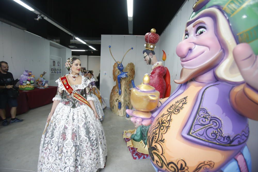 Sant Vicent inaugura la X exposición del ninot