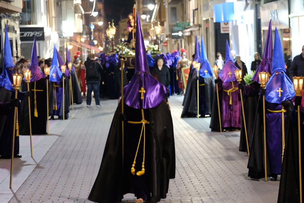 La plaza Castelar volvió a acoger el emotivo Encuentro de la Santa Mujer Verónica y Nuestro Padre Jesús Nazareno