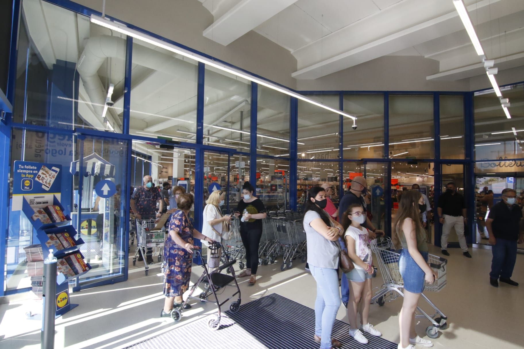 Apertura del Lidl en la carretera de Trassierra