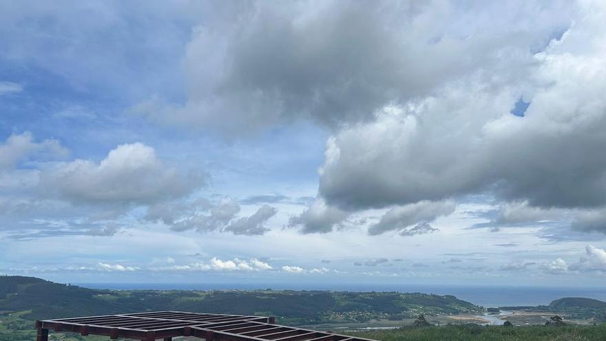 Villaviciosa estrenará en junio un espectacular mirador en el monte Cubera dentro de una senda de 25 kilómetros que unirá la capital maliayesa con Rodiles
