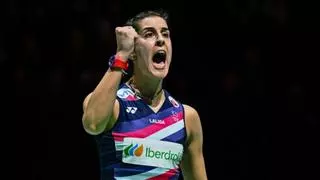 Carolina Marín reacciona ante Pusarla Sindhu y accede a cuartos