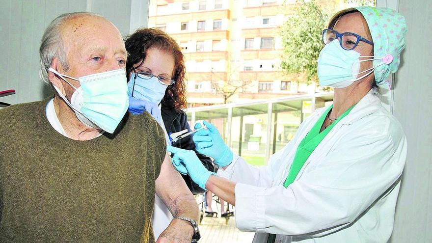 Castellón puso en dos meses el doble de vacunas contra la gripe que del covid