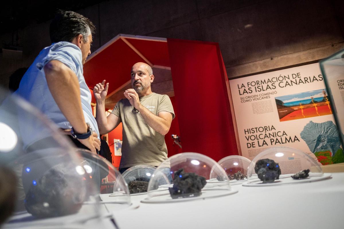 Inaguración exposición 'Ceniza y lava' Inaguración exposición 'Ceniza y lava'
