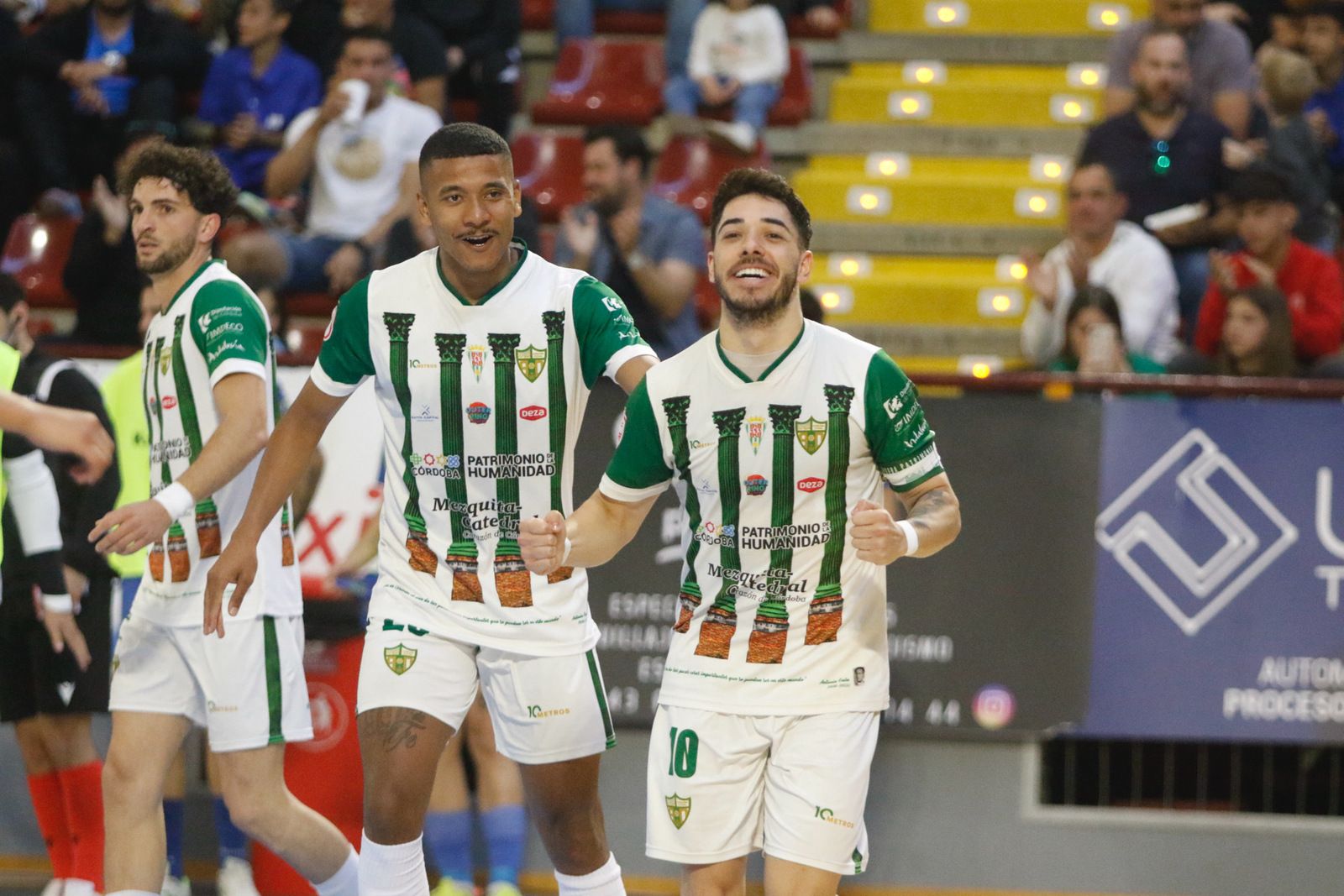 Córdoba Futsal-Peñiscola: el partído de Vista Alegre en imágenes