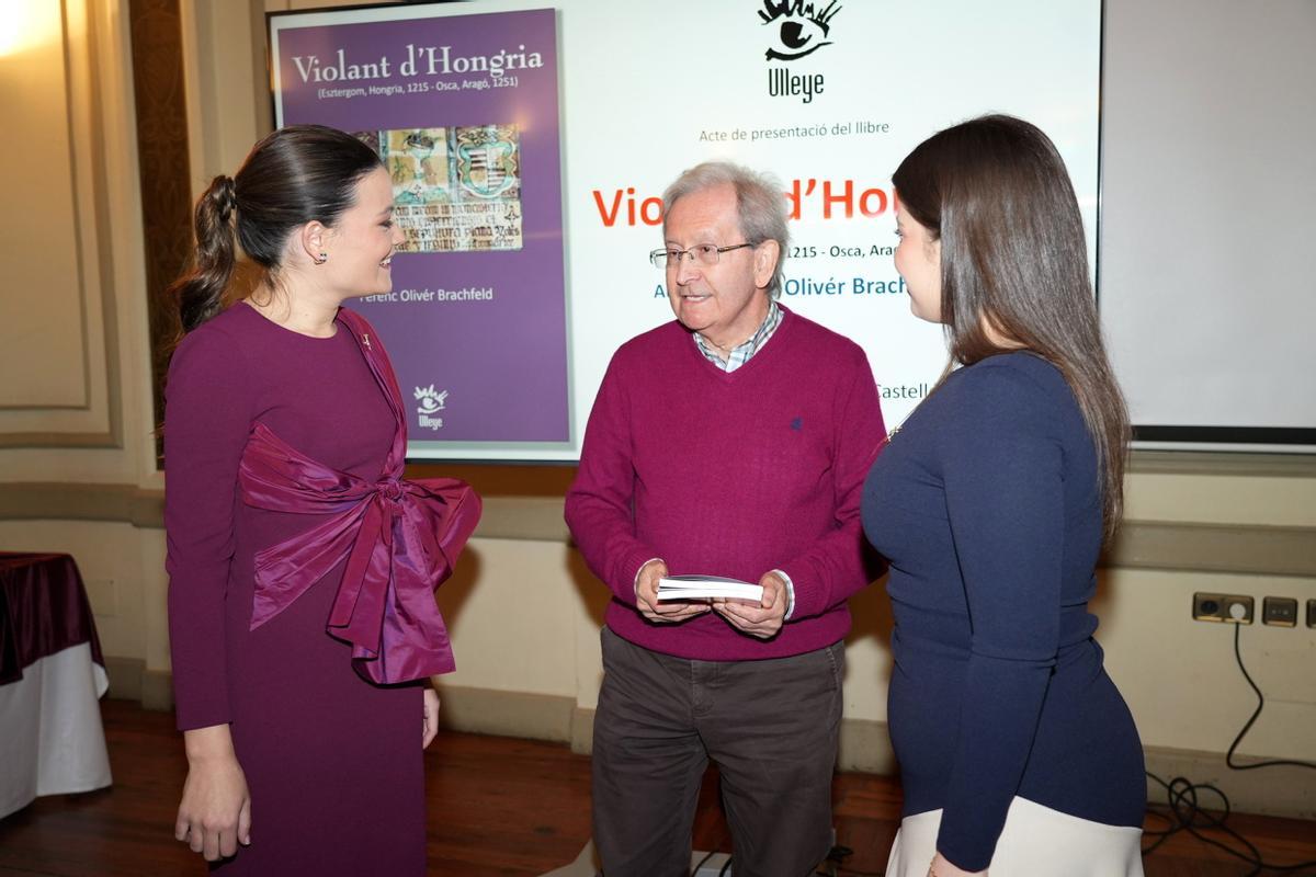 Galería de imágenes: La Ordre Bellatora reúne las joyas de 22 Na Violants de la historia de la Germandat