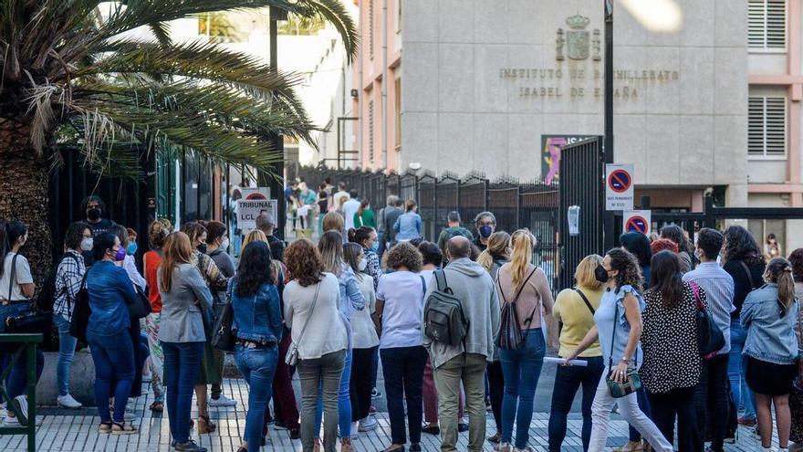 Educación tramita más de de 27.700 solicitudes para  la oferta de 1.145 plazas docentes