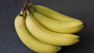 ¿Es recomendable comer un plátano tras cenar? Esto es lo que dice la ciencia