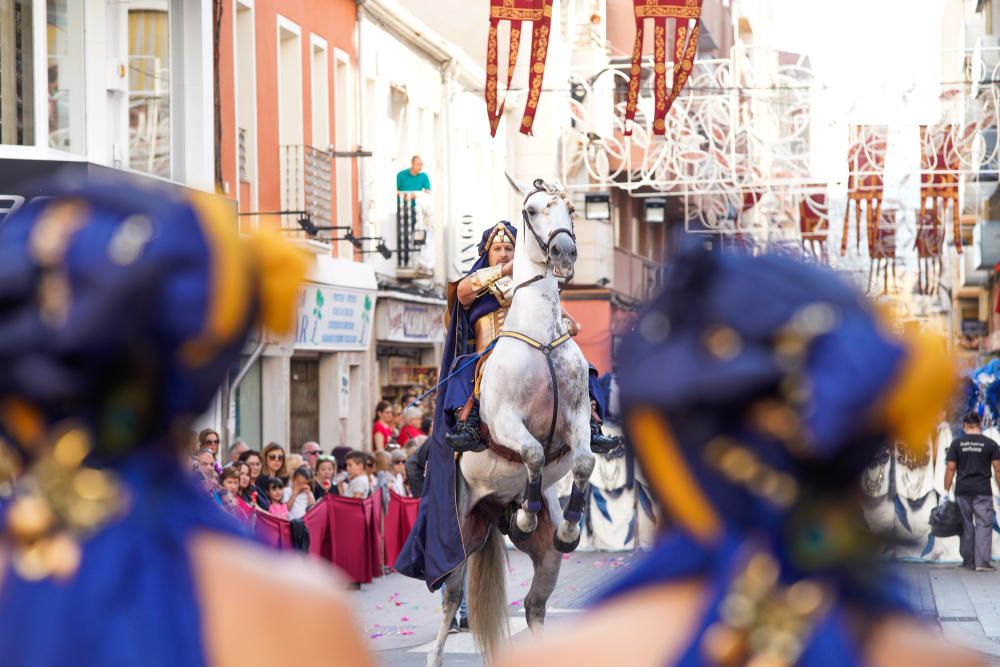 Los Realistas entraron en la ciudad con un boato donde los caballos y la sangre azul de las tropas musulmanas fueron los protagonistas