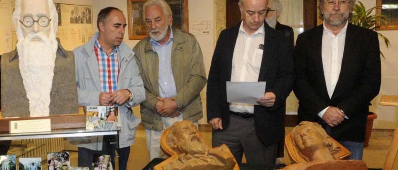 Presentación de las jornadas culturales dedicadas a Valle Inclán en Vilanova. // Noé Parga