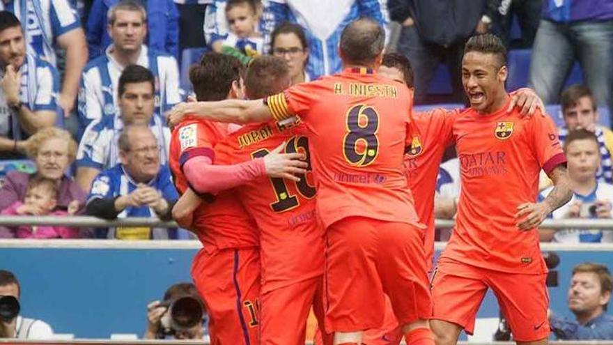 El Barça decide el derbi con rapidez