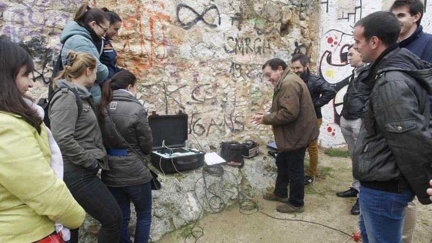 Pruebas de los alumnos de la Politécnica junto a la muralla de Zamora