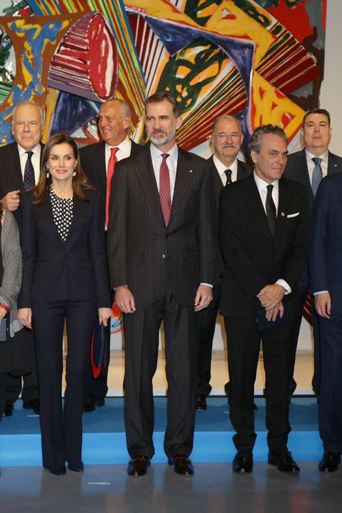 Letizia Ortiz con blusa de lunares de Carolina Herrera