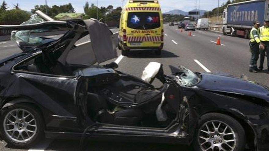 Estado en el que quedó un coche accidentado en Torrelodones.