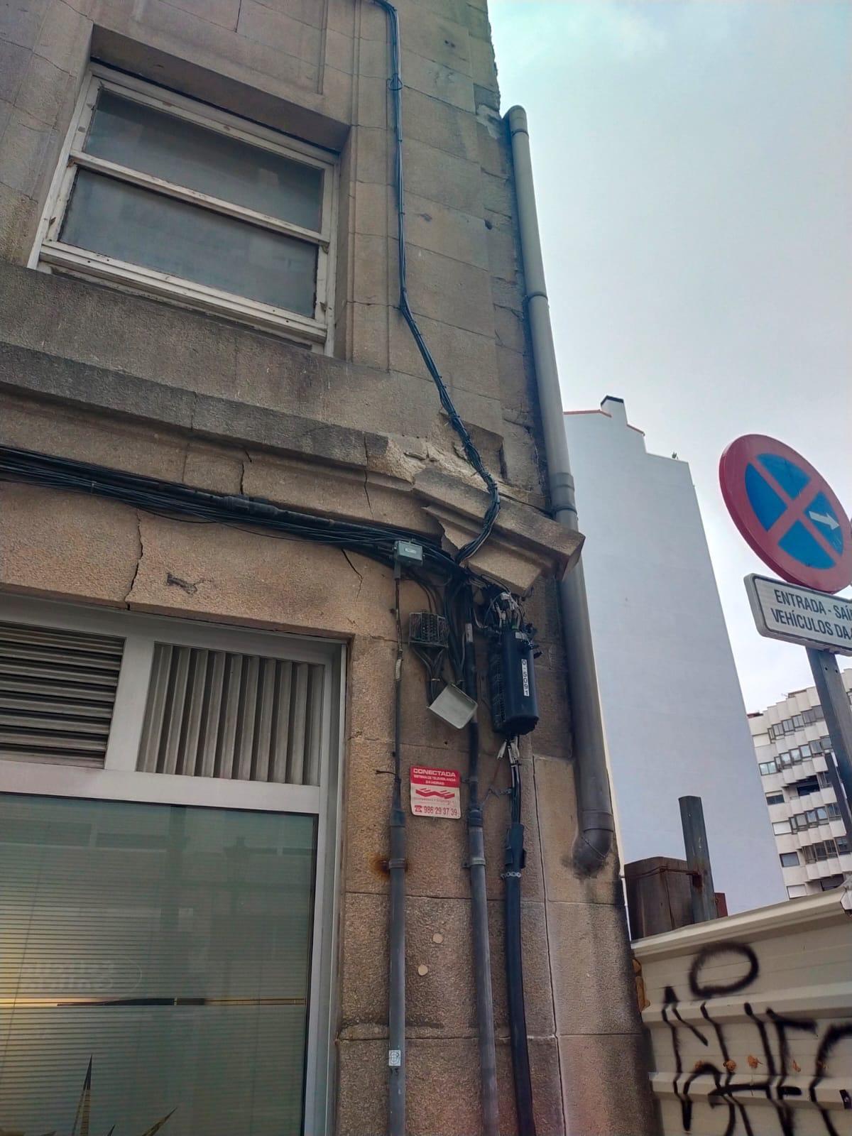 Desprendimiento en la fachada